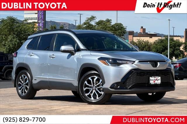 2023 Toyota Corolla Cross Hybrid SE