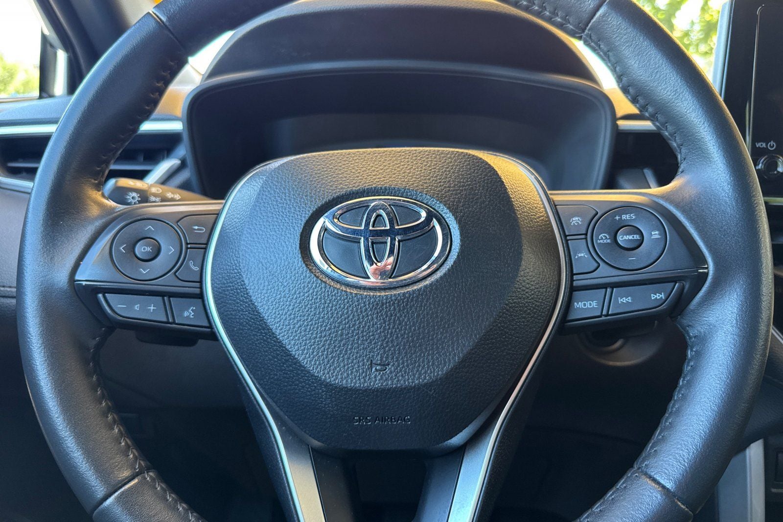 2025 Toyota Corolla Cross Hybrid SE