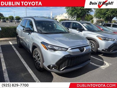 2025 Toyota Corolla Cross Hybrid SE