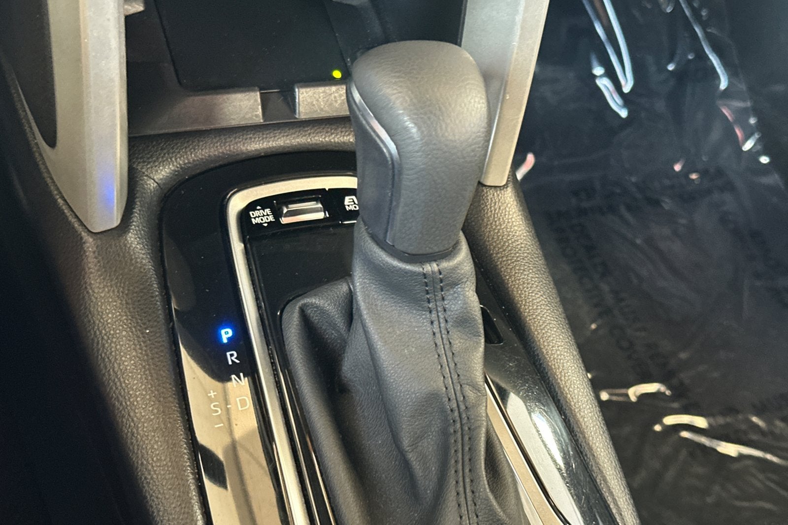 2024 Toyota Corolla Cross Hybrid XSE
