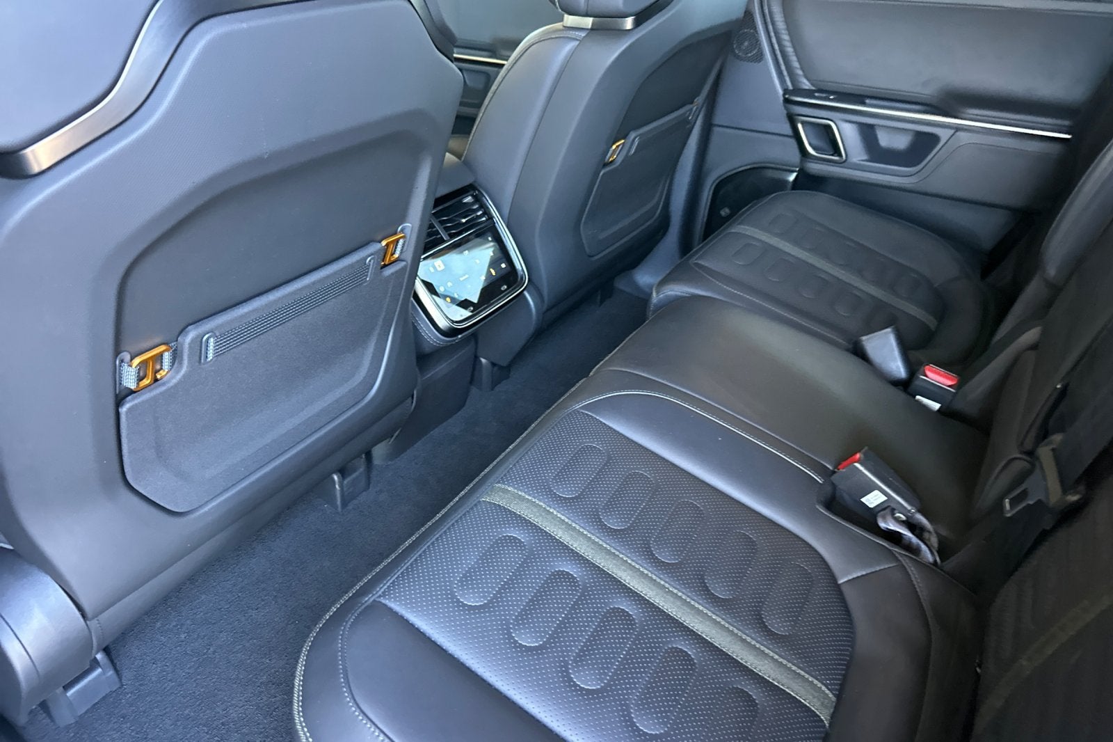 2024 Rivian R1S Adventure Dual Motor Perf Max Pack