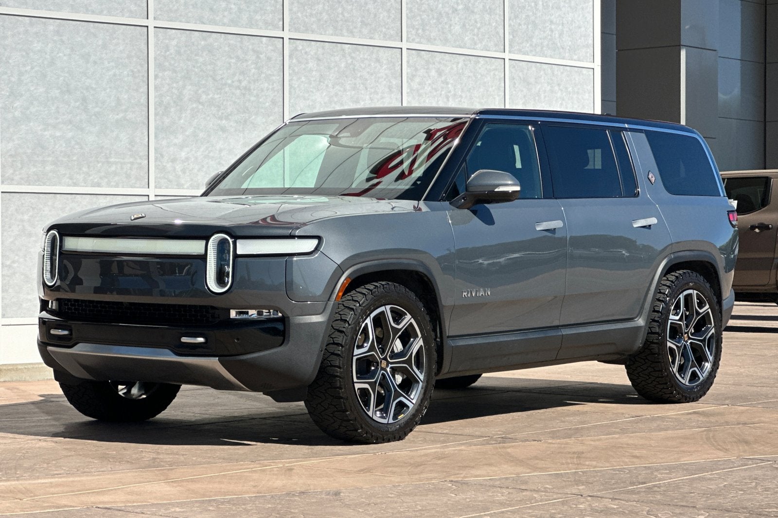 2024 Rivian R1S Adventure Dual Motor Perf Max Pack