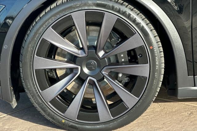 2022 Tesla Model X Plaid