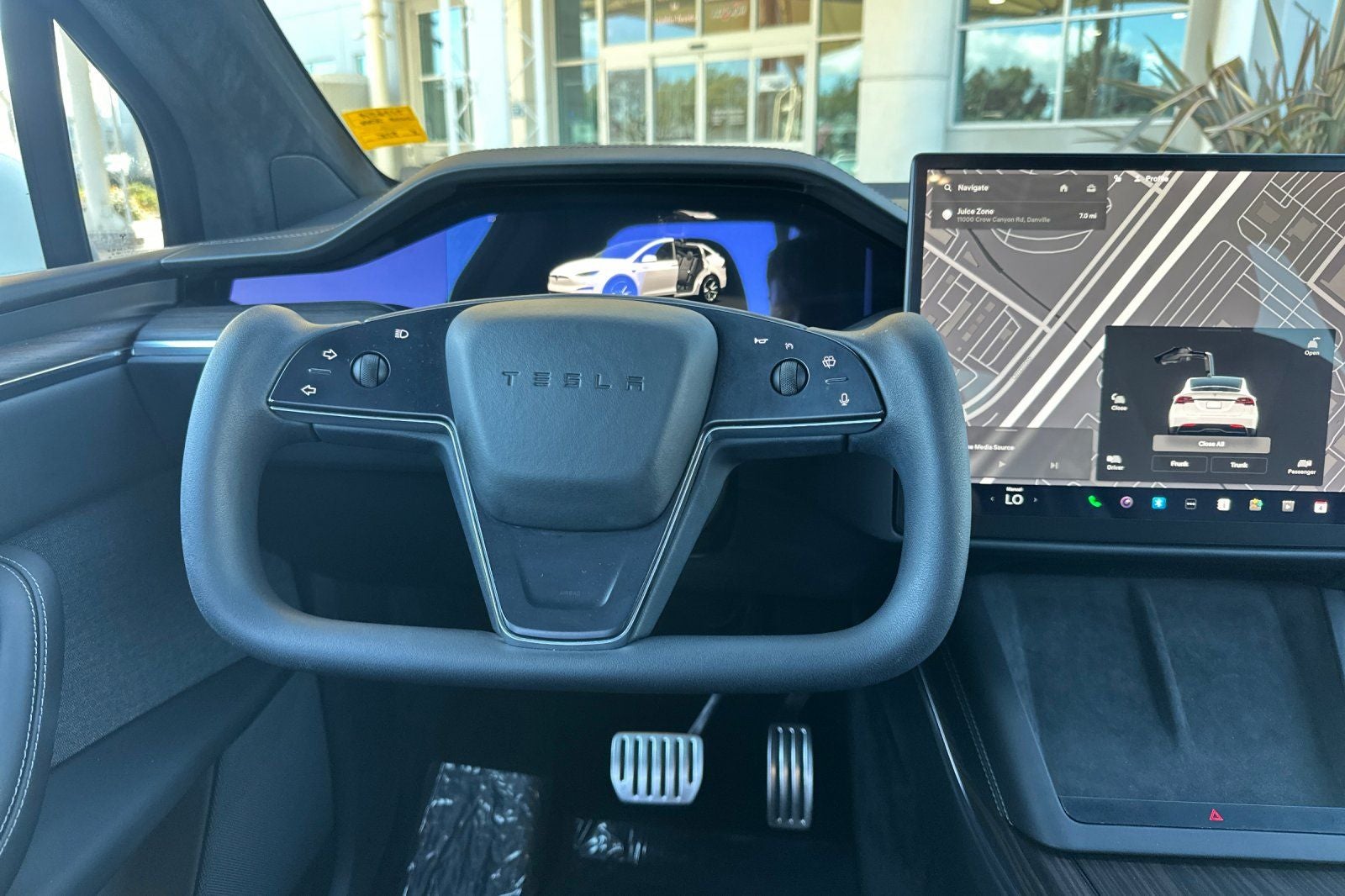 2023 Tesla Model X Standard Range