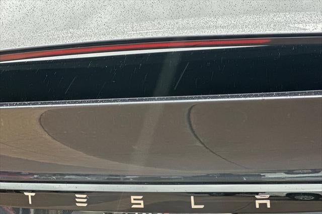 2023 Tesla Model X Standard Range