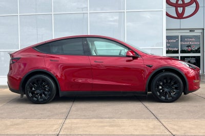 2025 Tesla Model Y Long Range