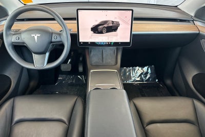 2025 Tesla Model Y Long Range