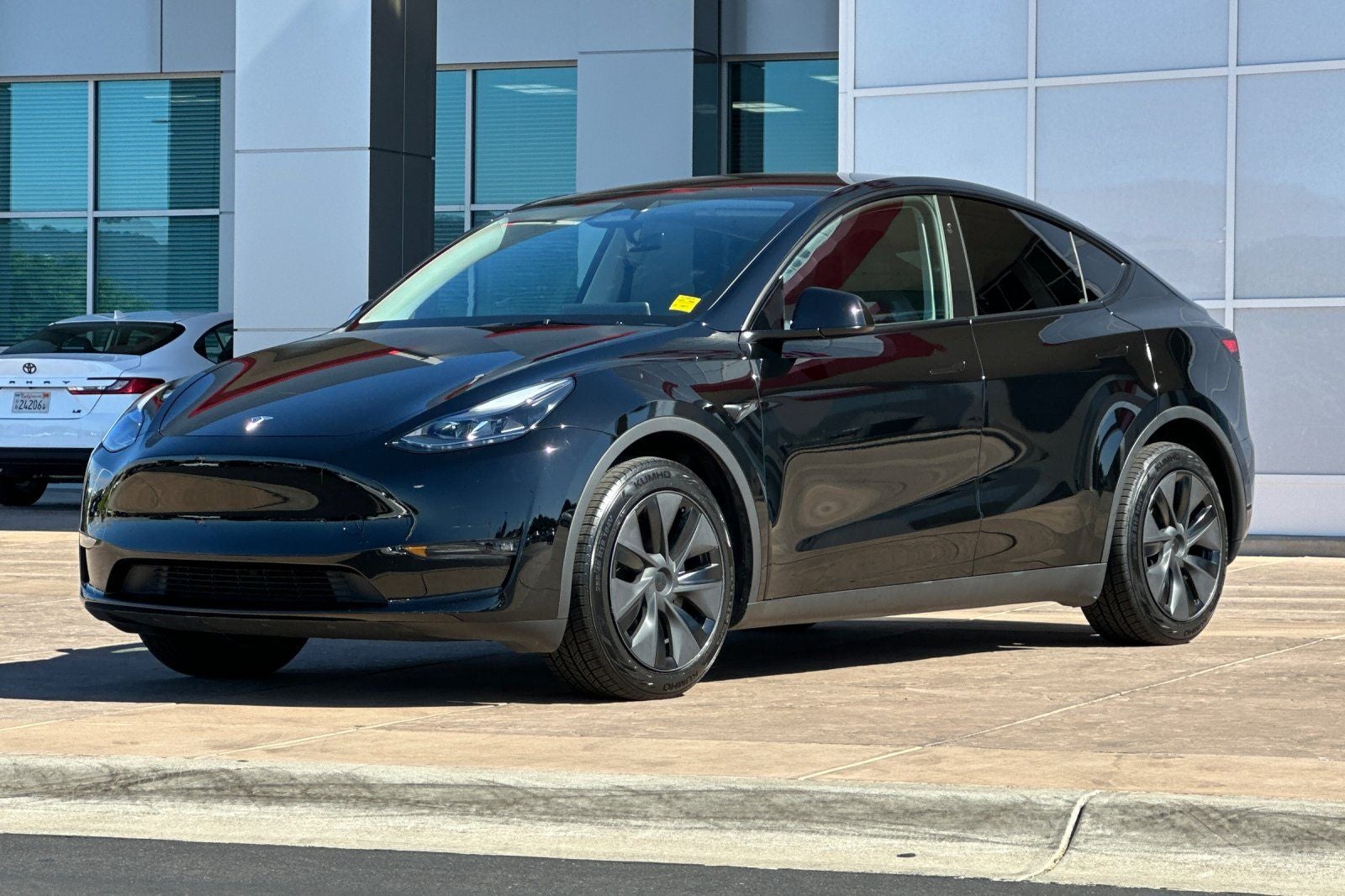 2025 Tesla Model Y Long Range