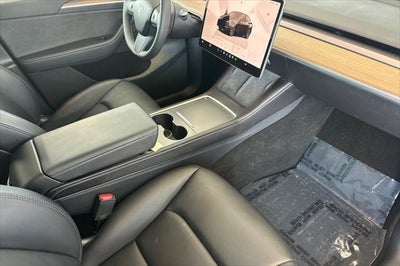 2025 Tesla Model Y Long Range