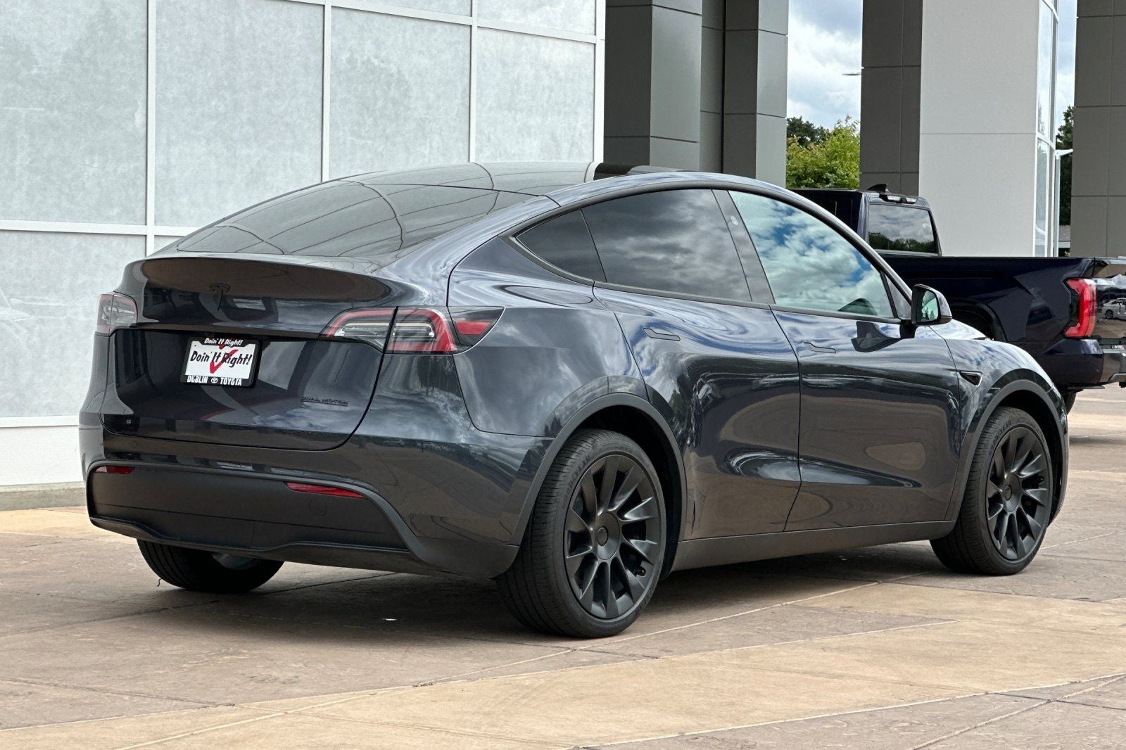 2024 Tesla Model Y Long Range