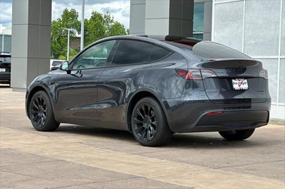 2024 Tesla Model Y Long Range