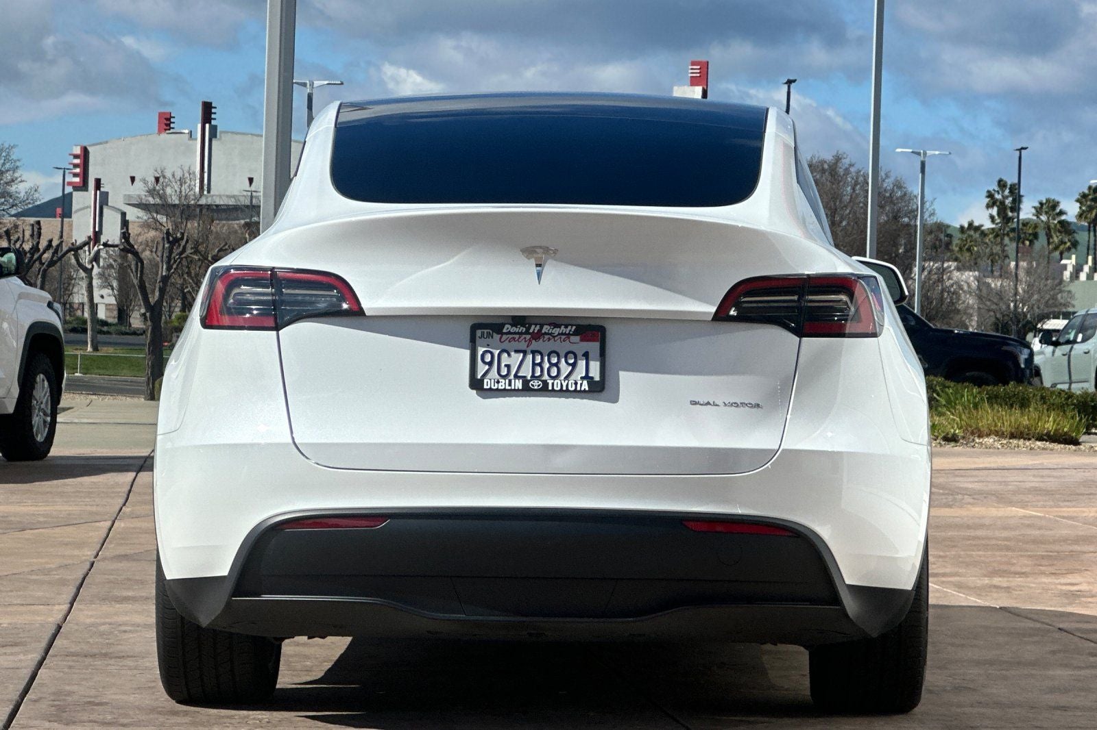 2023 Tesla Model Y Long Range