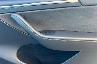 2024 Tesla Model Y Performance