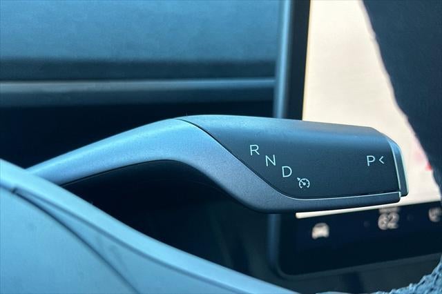 2024 Tesla Model Y Performance