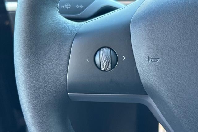 2024 Tesla Model Y Performance