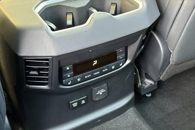 2025 Toyota Sequoia Capstone