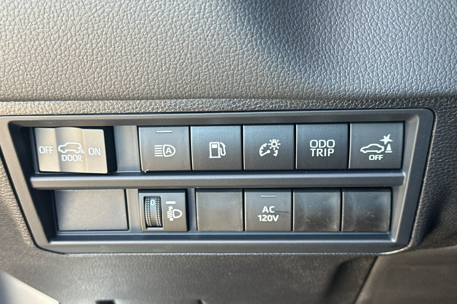 2026 Toyota Sequoia SR5