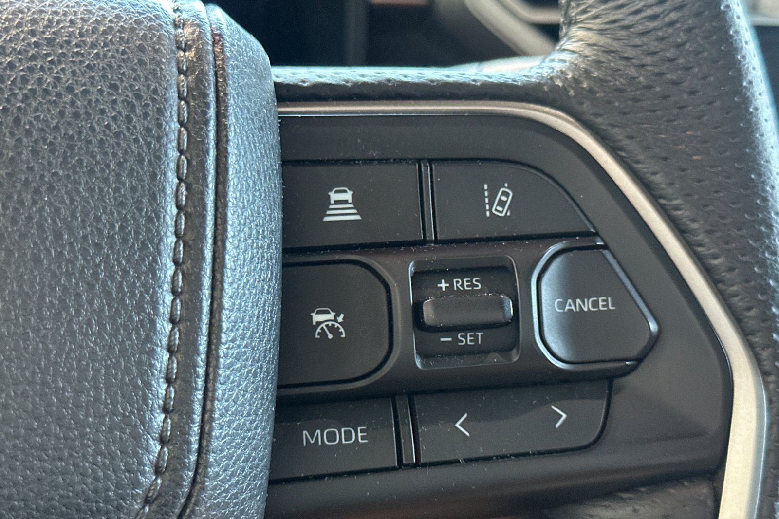 2025 Toyota Sequoia SR5