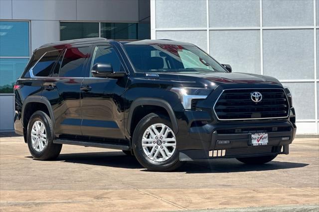 2025 Toyota Sequoia SR5