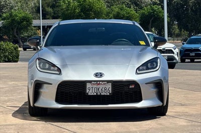 2025 Toyota GR86 Premium