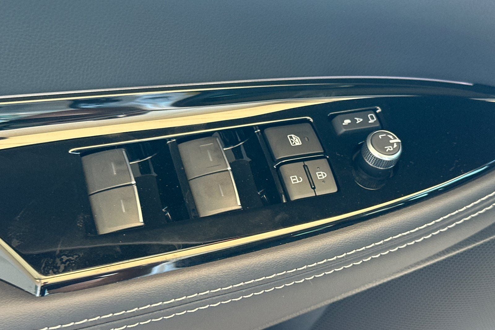 2026 Toyota Mirai XLE