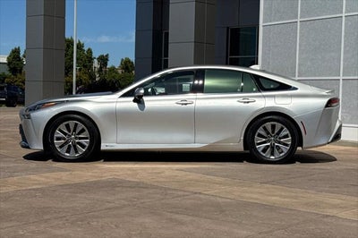 2025 Toyota Mirai XLE