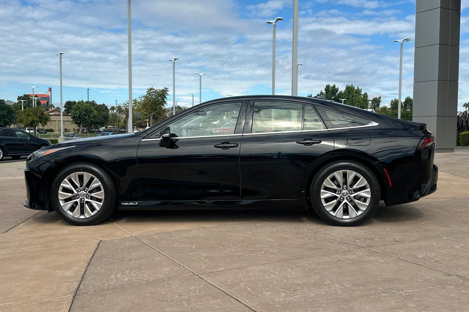 2023 Toyota Mirai XLE