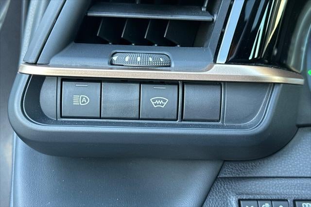 2024 Toyota Crown Limited