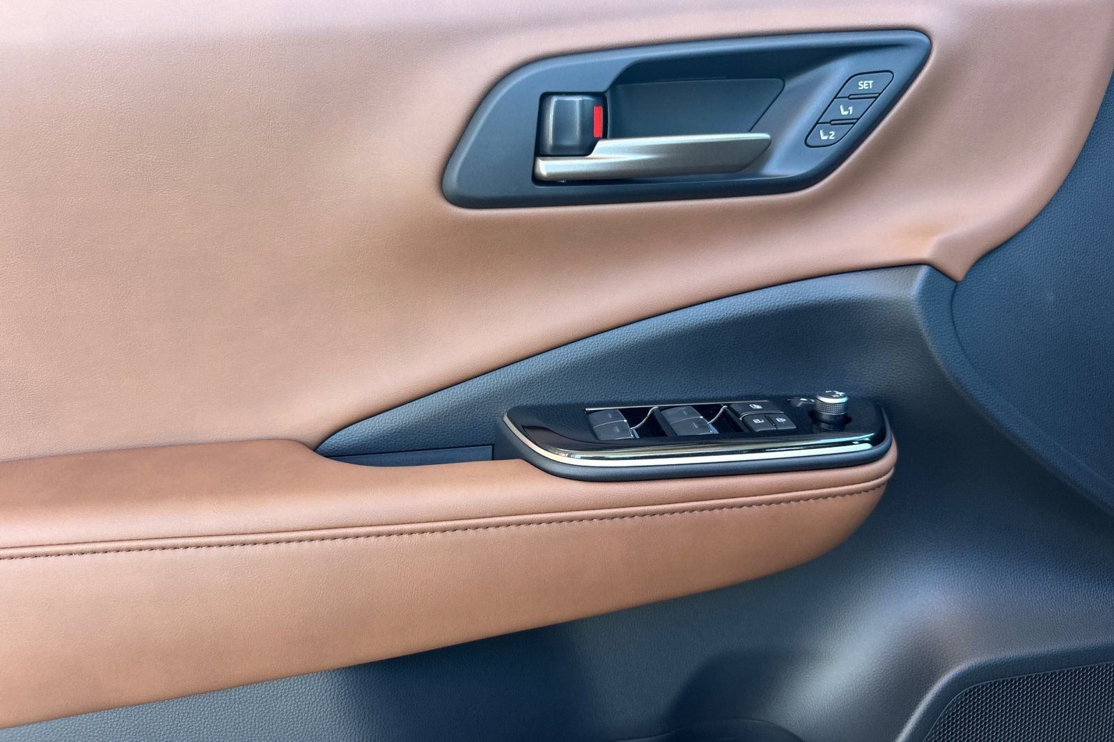 2026 Toyota Crown Signia XLE