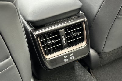 2025 Toyota Crown Signia Limited