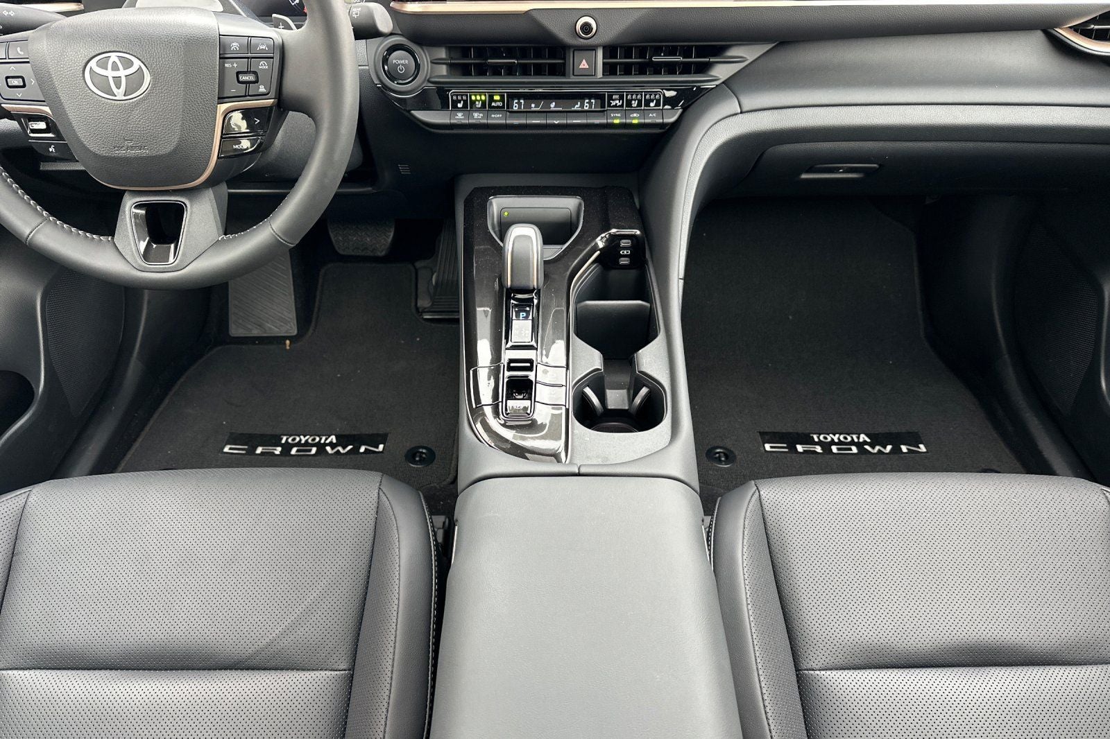 2025 Toyota Crown Signia Limited