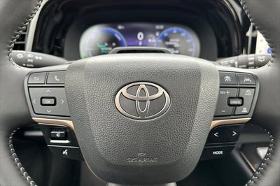 2025 Toyota Crown Signia Limited