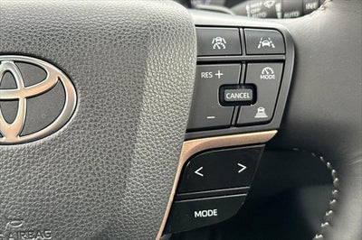 2025 Toyota Crown Signia Limited