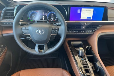 2026 Toyota Crown Signia Limited