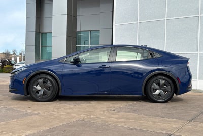 2023 Toyota Prius LE