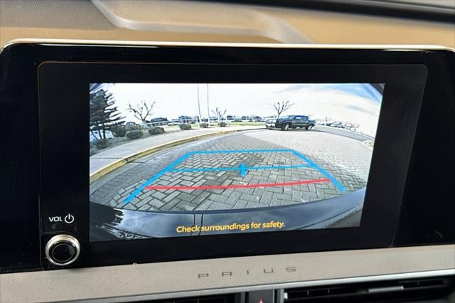 2023 Toyota Prius LE