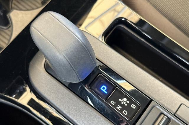 2023 Toyota Prius LE