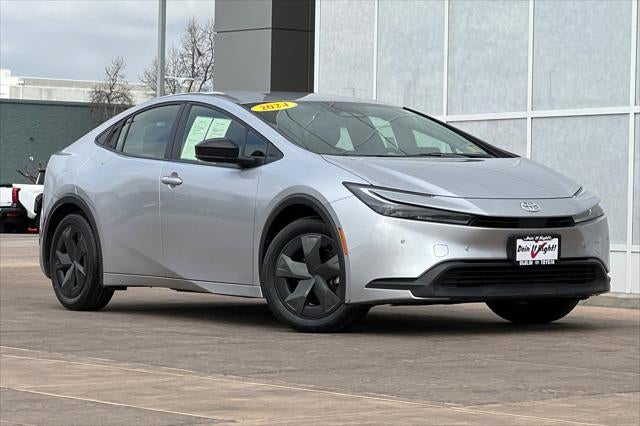 2024 Toyota Prius LE