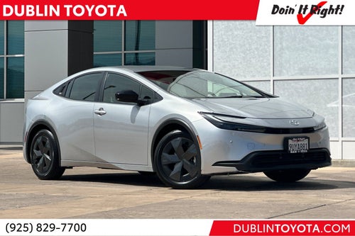 2025 Toyota Prius LE
