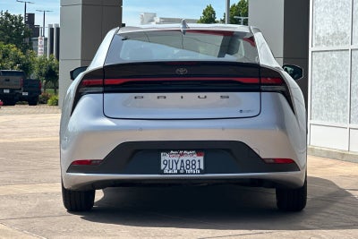2025 Toyota Prius LE