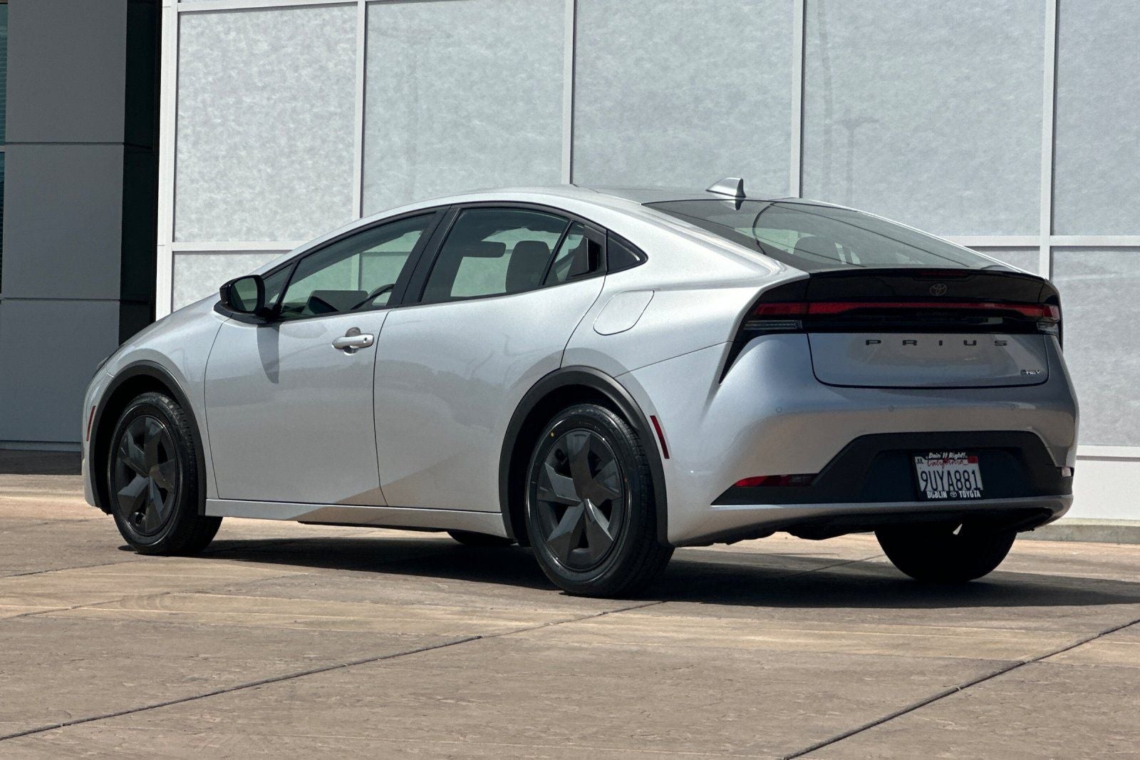 2025 Toyota Prius LE