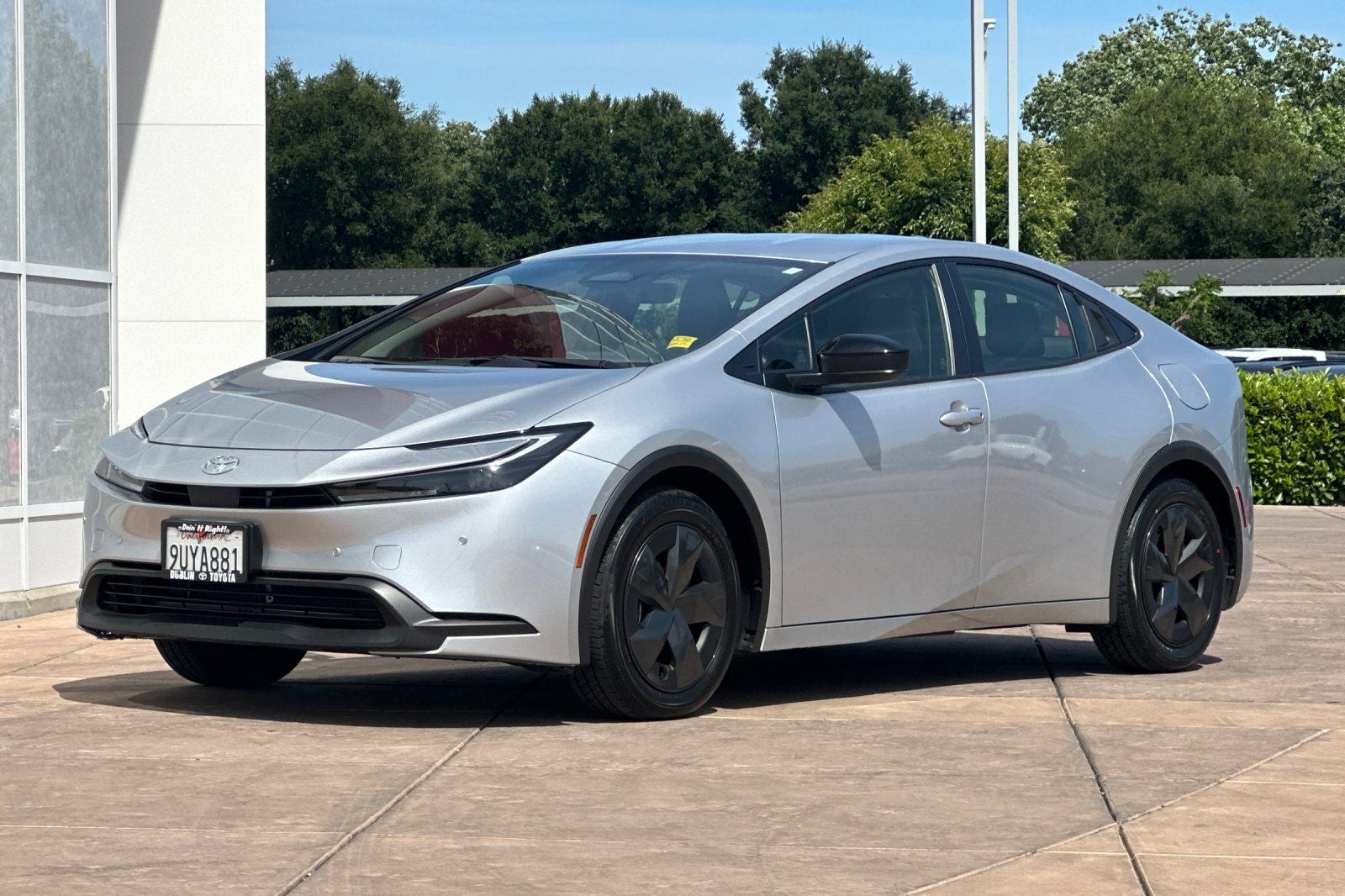 2025 Toyota Prius LE