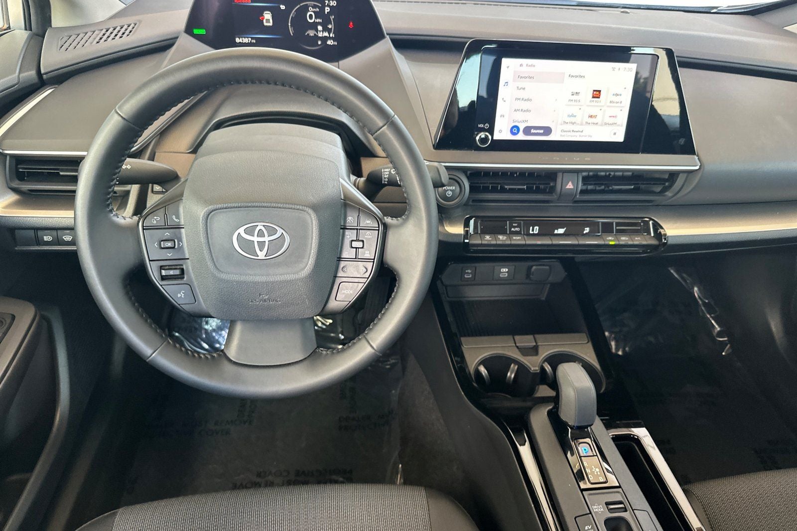 2023 Toyota Prius LE