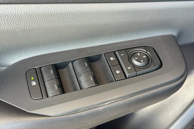 2023 Toyota Prius LE