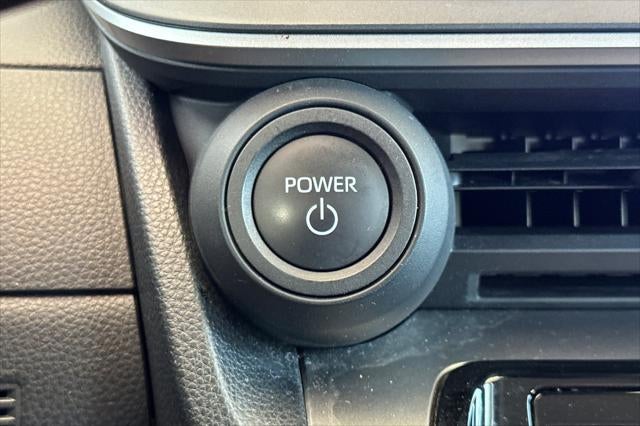 2023 Toyota Prius LE