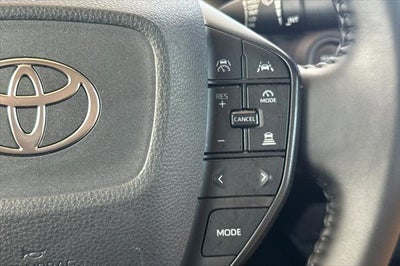2023 Toyota Prius LE