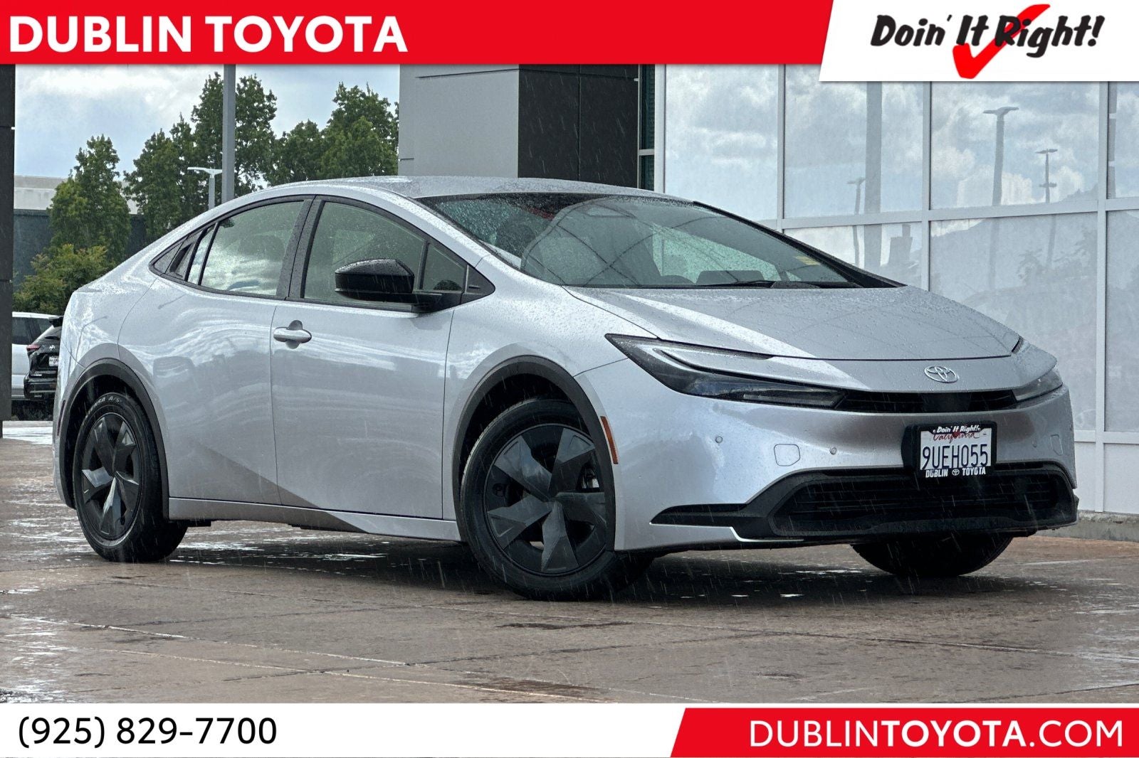 2025 Toyota Prius LE