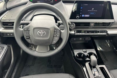 2025 Toyota Prius LE