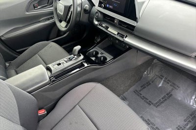 2025 Toyota Prius LE