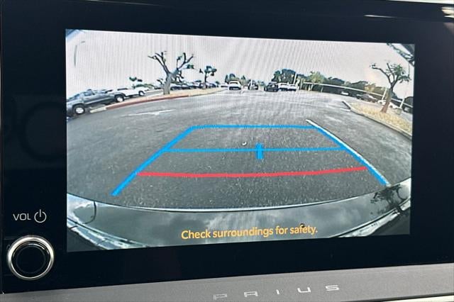 2025 Toyota Prius LE